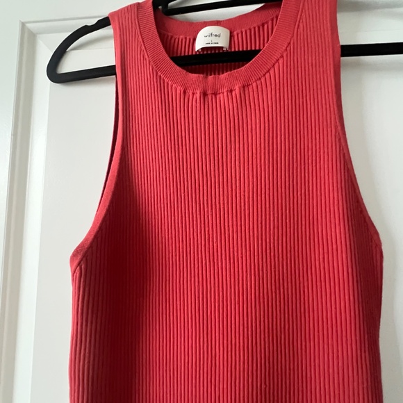 Aritzia Wilfred Moonstruck Dress in Rosy Red - Picture 2 of 4